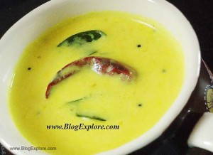 moru kachiyathu recipe, seasoned buttermilk curry recipe, kerala kachimoru recipe