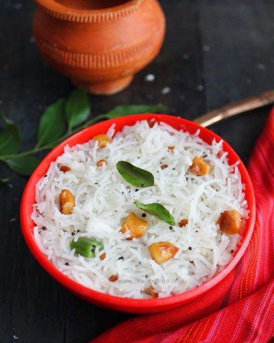 coconut sevai recipe, thengai sevai, thengai idiyappam, south indian rice noodles recipe
