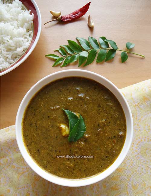 karuveppilai poondu kuzhambu recipe, curry leaves garlic gravy recipe south indian