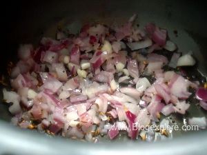 adding onions for spinach dal