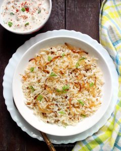 onion rice recipe, onion pulao, vengayam rice, pyaz pulao